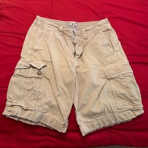 Men’s American eagle cargo shorts